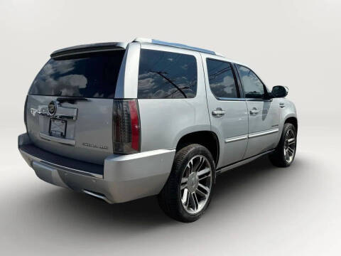 2012 Cadillac Escalade Premium