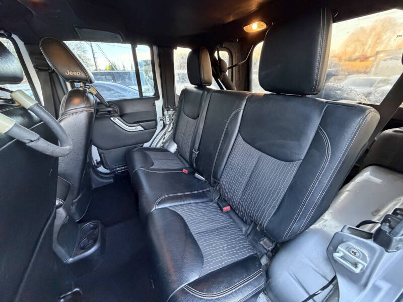 2015 Jeep Wrangler Unlimited Freedom Edition