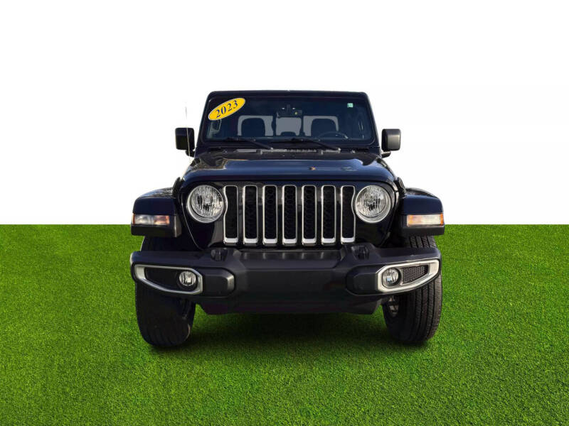 2023 Jeep Gladiator Overland