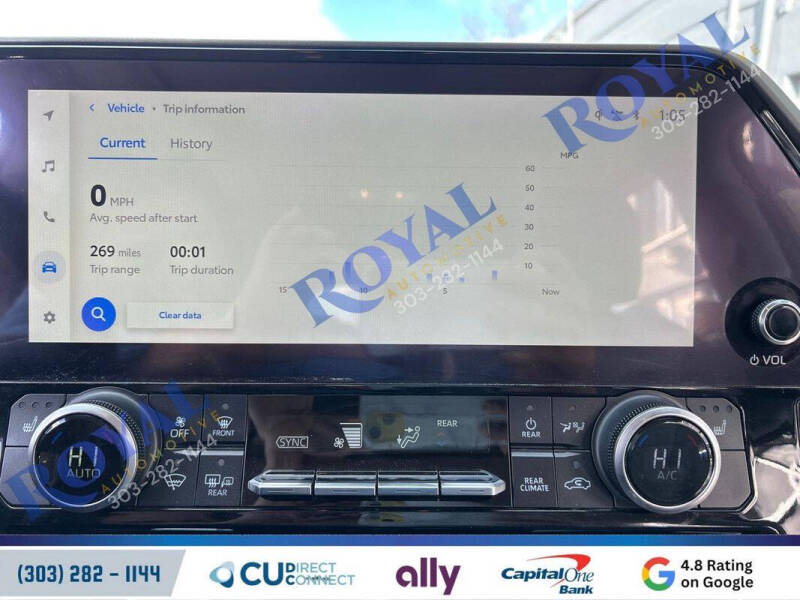 2023 Toyota Highlander Hybrid Bronze Edition