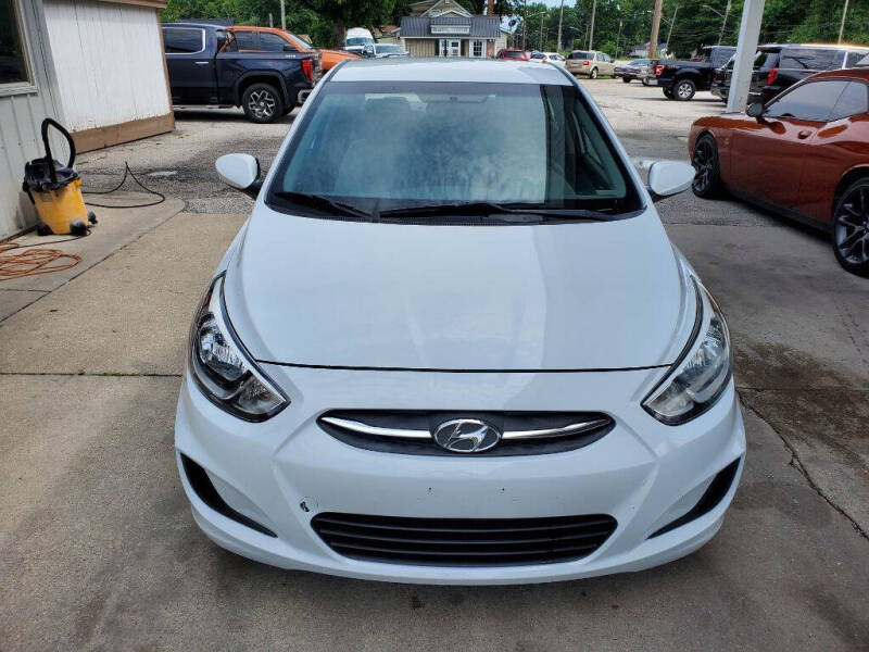 2017 Hyundai Accent SE