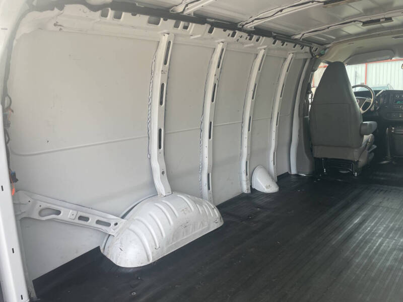 2020 GMC Savana 2500