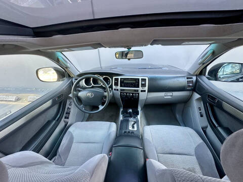 2004 Toyota 4Runner SR5