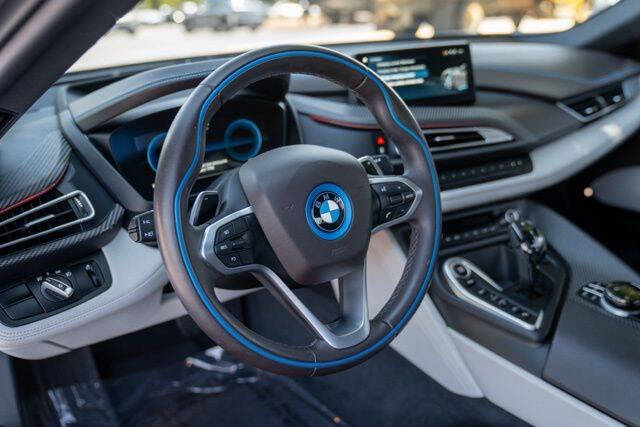 2020 BMW i8