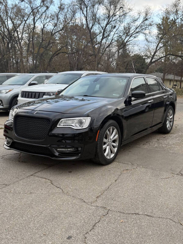 2016 Chrysler 300 Limited