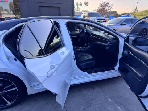 2020 Toyota Camry XSE