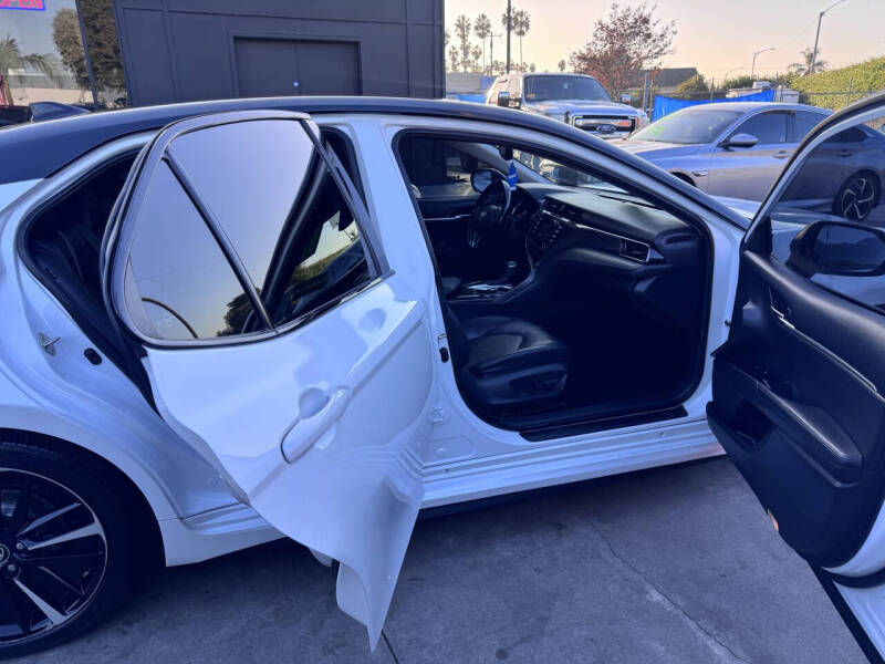 2020 Toyota Camry XSE