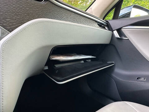 2013 Tesla Model S Performance