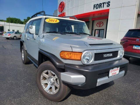 2014 Toyota FJ Cruiser for sale at Auto Smart of Pekin in Pekin IL