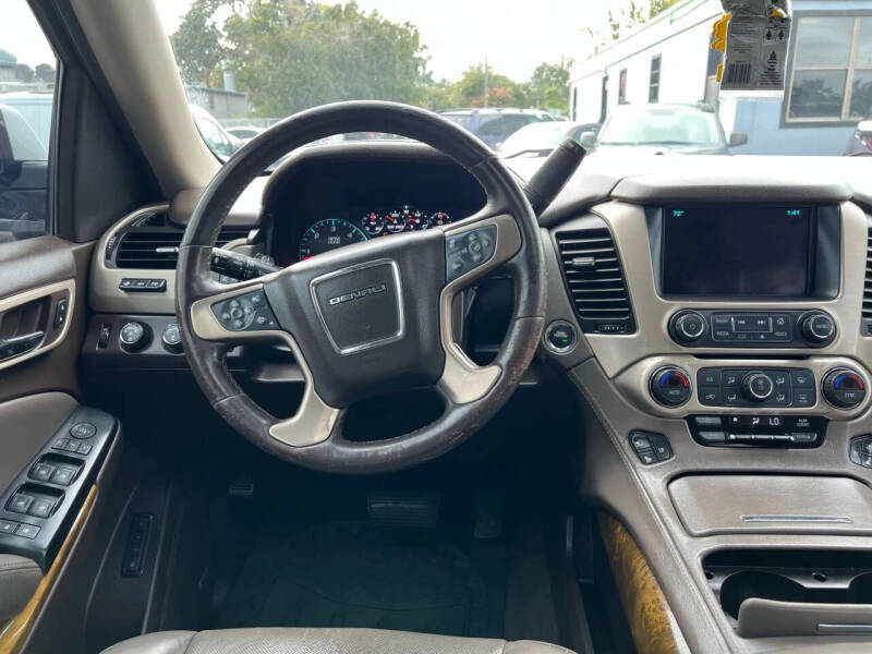 2017 GMC Yukon Denali