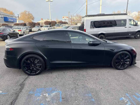2021 Tesla Model S Plaid