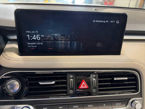 2023 Genesis G70