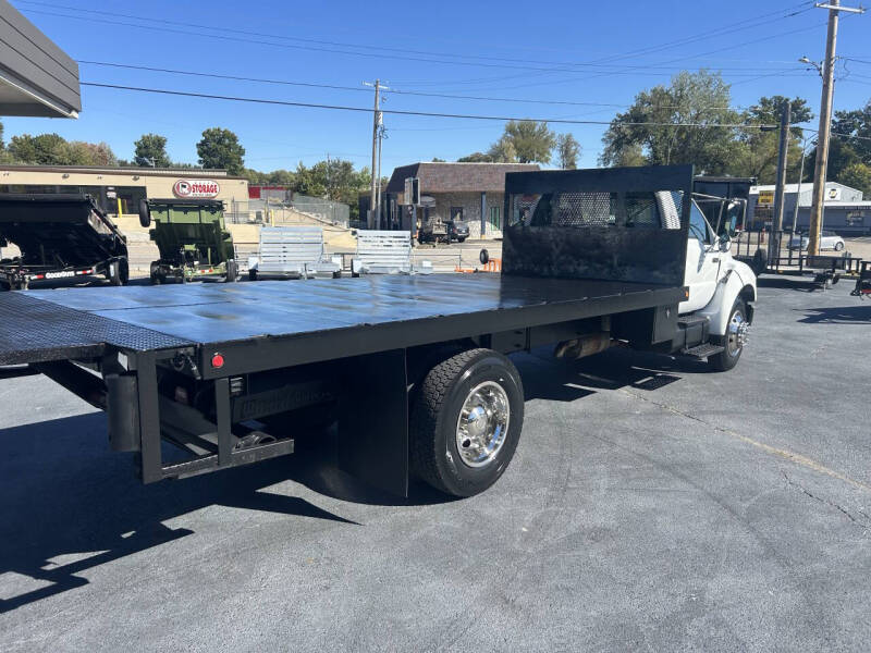 2004 Ford F-650 Super Duty