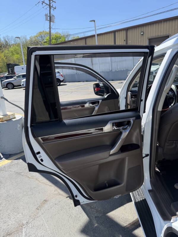 2017 Lexus GX 460