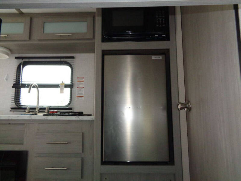 2023 DUTCHAMN COLEMAN