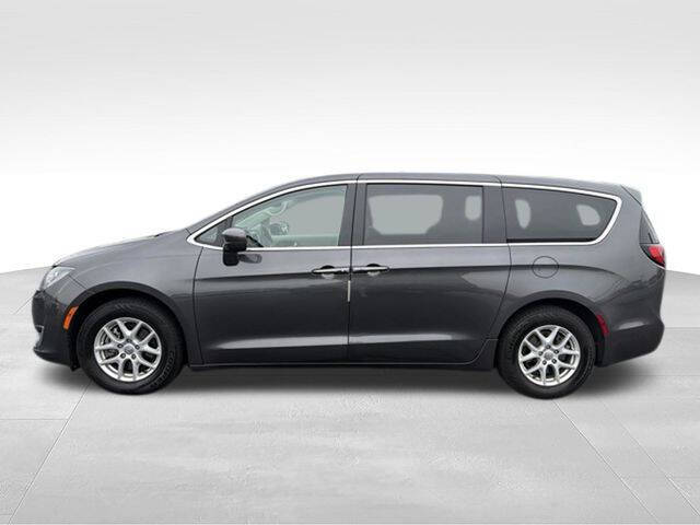 2020 Chrysler Pacifica Touring
