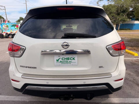 2014 Nissan Pathfinder SL