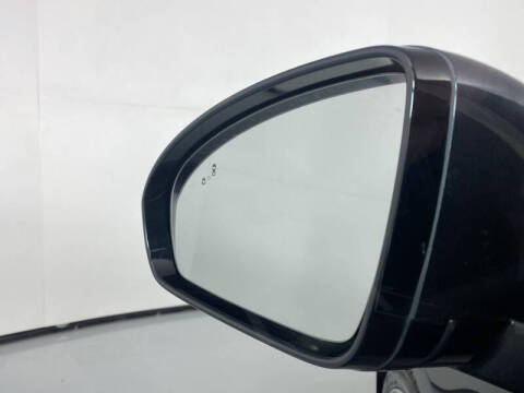 2018 Kia Cadenza Technology