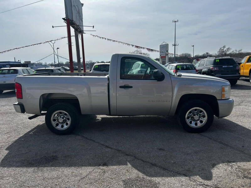2007 Chevrolet Silverado 1500 for sale at Savior Auto in Independence MO