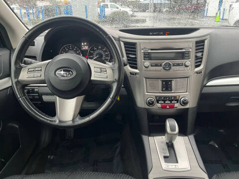 2010 Subaru Legacy 2.5i Premium