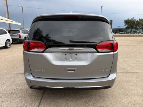 2018 Chrysler Pacifica Limited