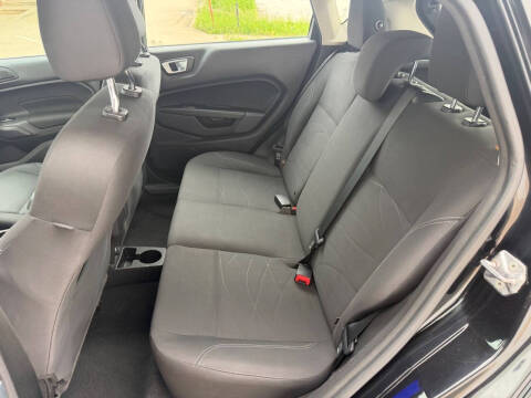 2016 Ford Fiesta SE