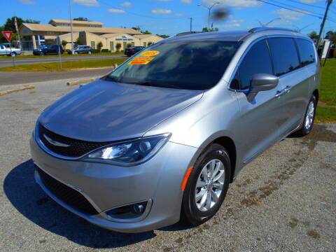 2018 Chrysler Pacifica for sale at Express Auto Sales in Metairie LA