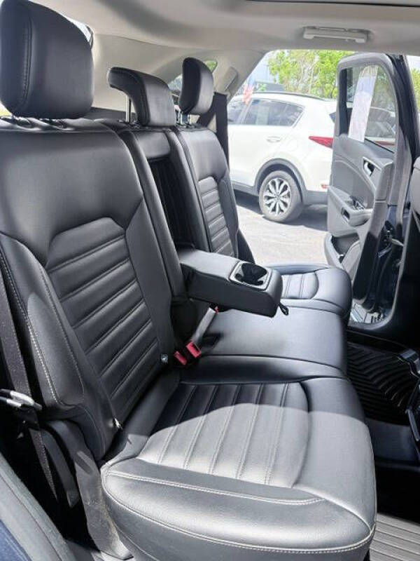 2019 Ford Edge SEL
