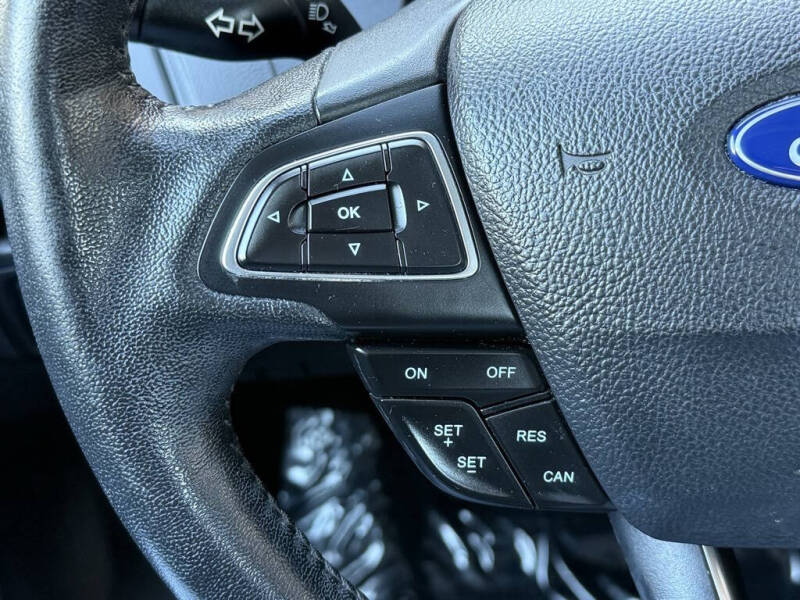 2017 Ford Focus Titanium