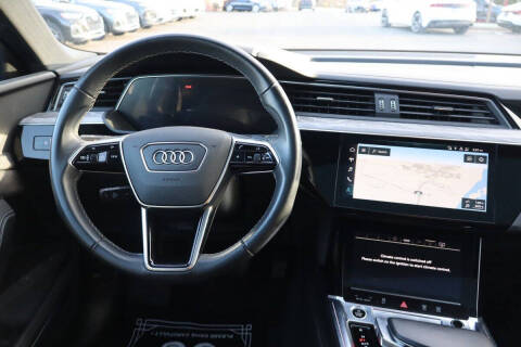 2022 Audi e-tron quattro Chronos