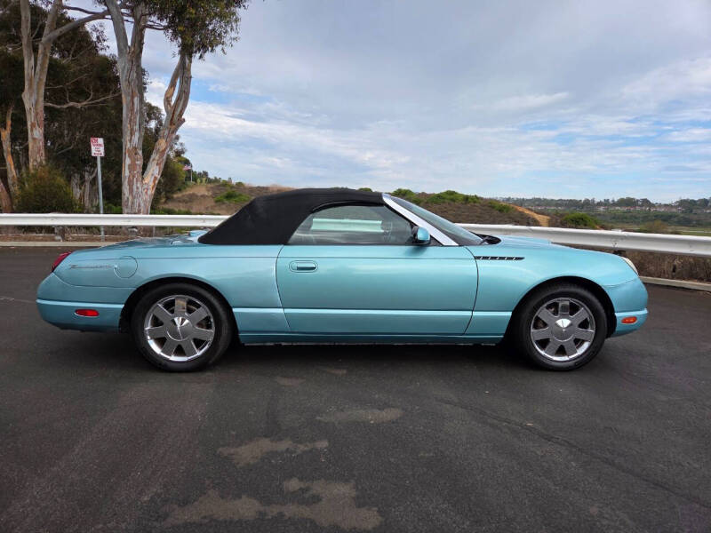 2002 Ford Thunderbird Deluxe