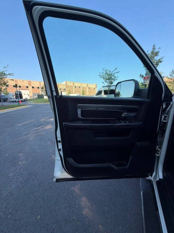 2017 RAM 1500 Sport