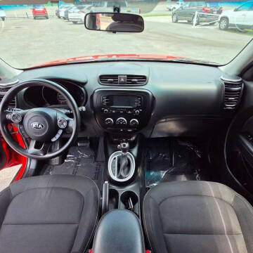 2016 Kia Soul +