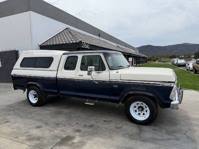 1975 Ford F-250