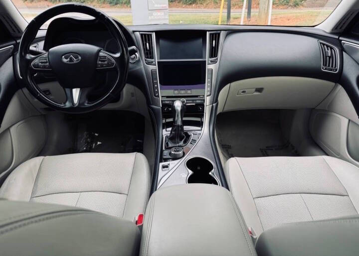 2014 Infiniti Q50 Premium