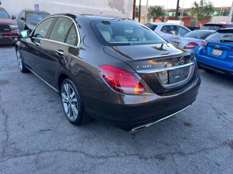 2016 Mercedes-Benz C-Class