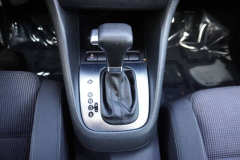 2011 Volkswagen Golf 2.5L PZEV