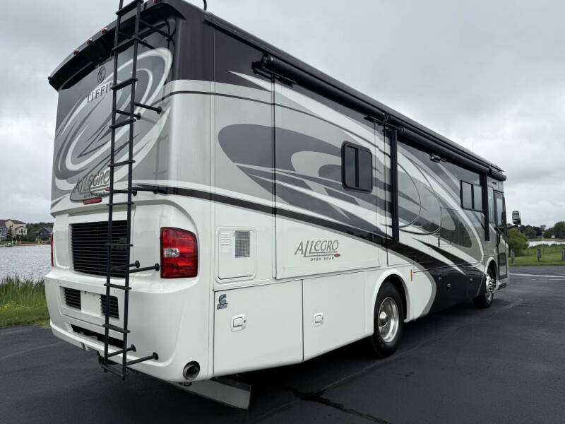 2016 Tiffin Allegro Open Road RED 33AA