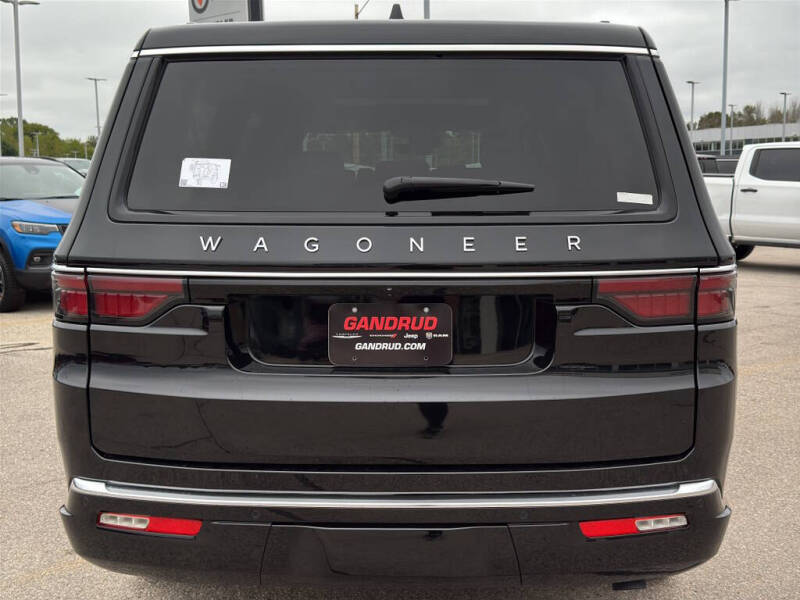 2025 Jeep Wagoneer L