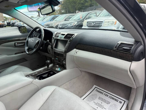 2007 Lexus LS 460