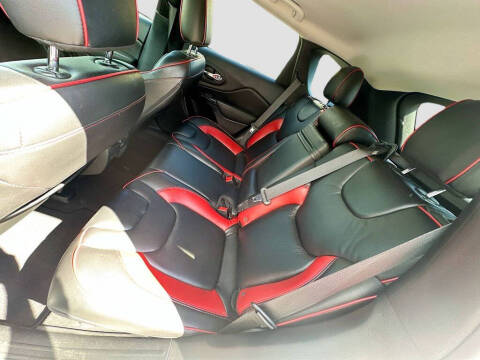 2021 Jeep Cherokee Altitude