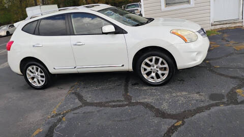 2013 Nissan Rogue SV w/SL Package