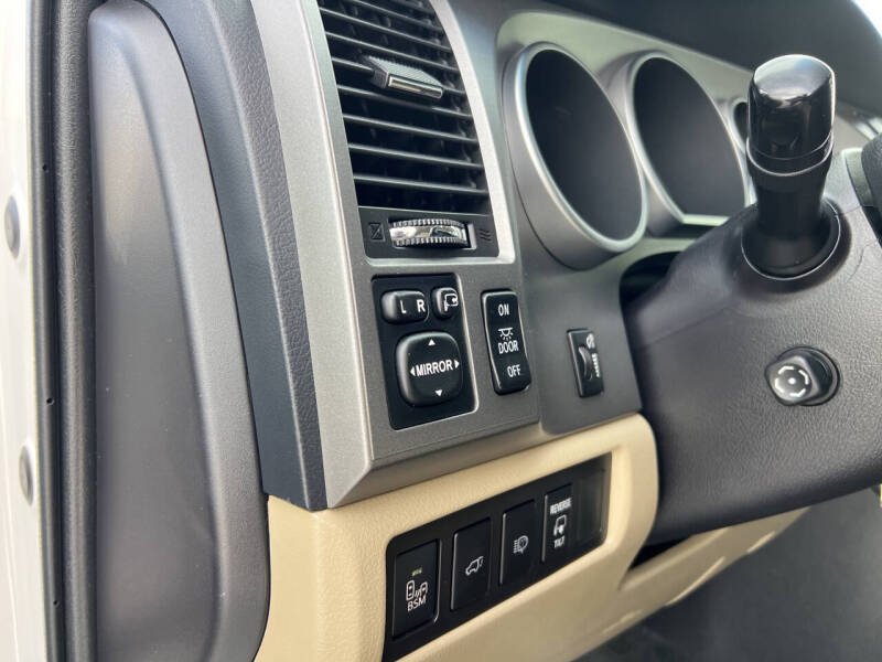 2016 Toyota Sequoia Platinum