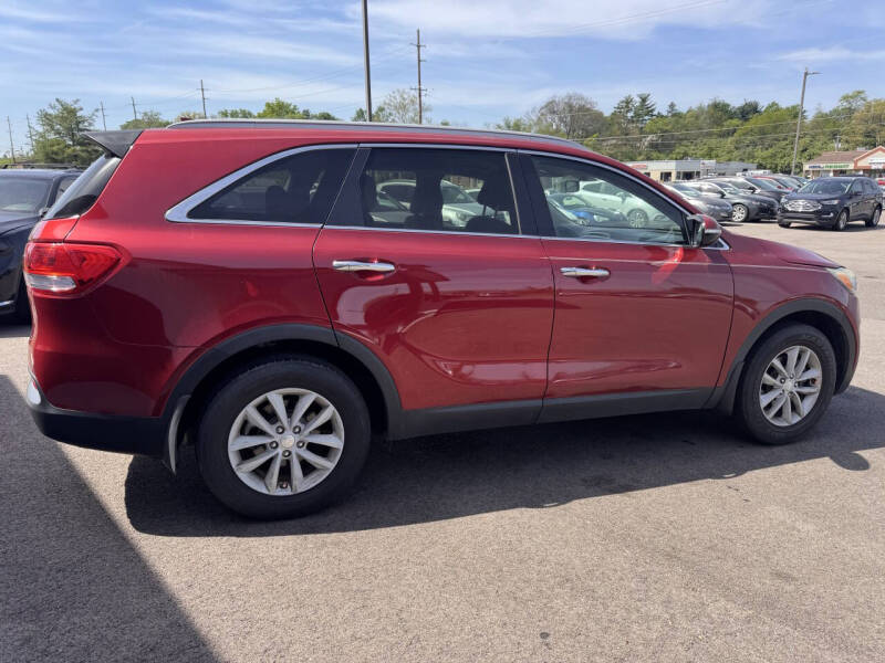 2016 Kia Sorento LX