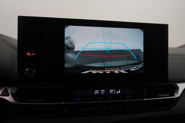 2025 Toyota Sienna XLE 7-Passenger