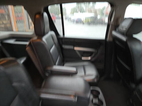 2015 Nissan Armada Platinum