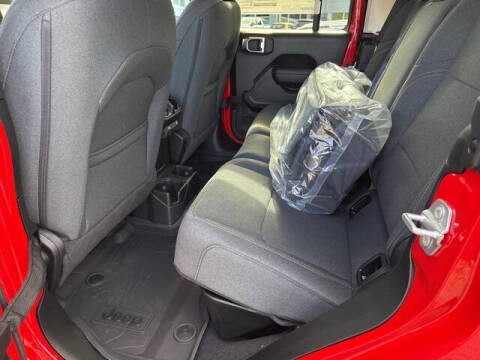 2025 Jeep Gladiator Willys