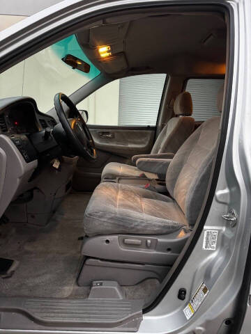 2004 Honda Odyssey EX w/DVD