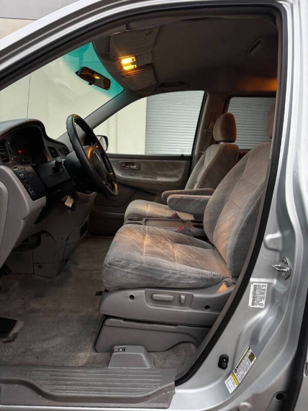 2004 Honda Odyssey EX w/DVD