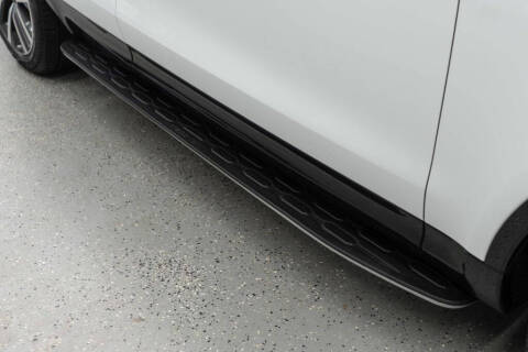 2024 Land Rover Discovery P300 Dynamic SE